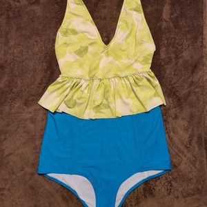 Kortni Jeane medium set